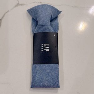 GAP KIDS TIE - NEW
